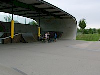 Mit Westrand zum Skatepark in Pichling