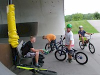 Mit Westrand zum Skatepark in Pichling